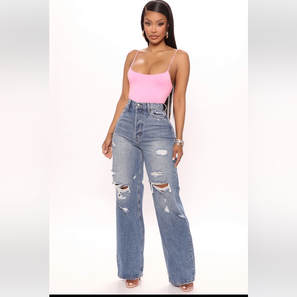 **BRAND NEW** never worn Jeans.